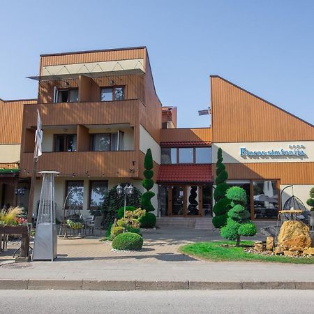 Hotel Floros Simfonija à Šventoji Extérieur photo