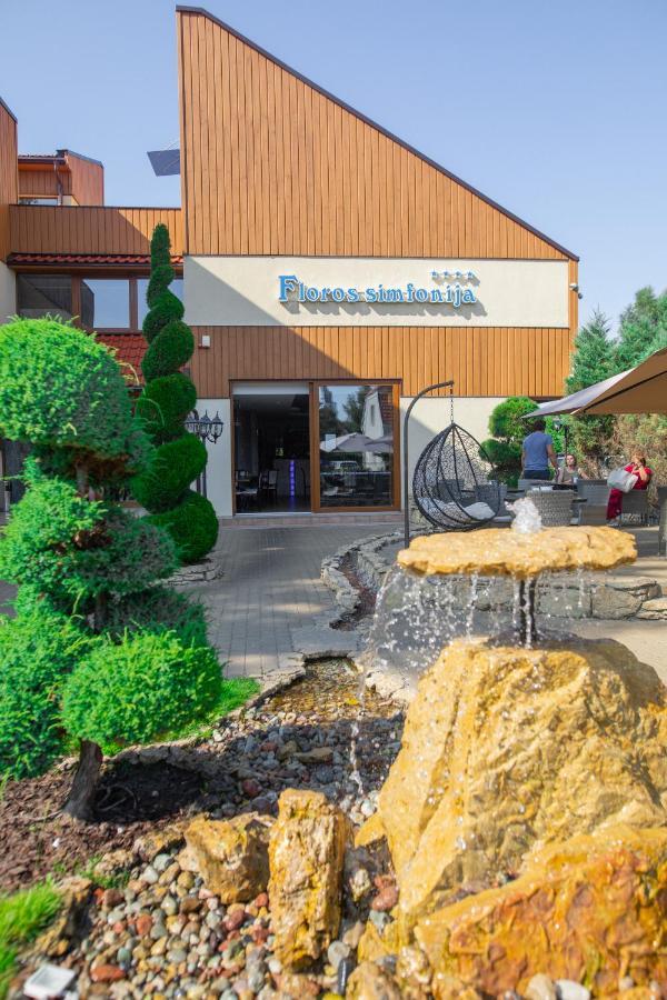 Hotel Floros Simfonija à Šventoji Extérieur photo
