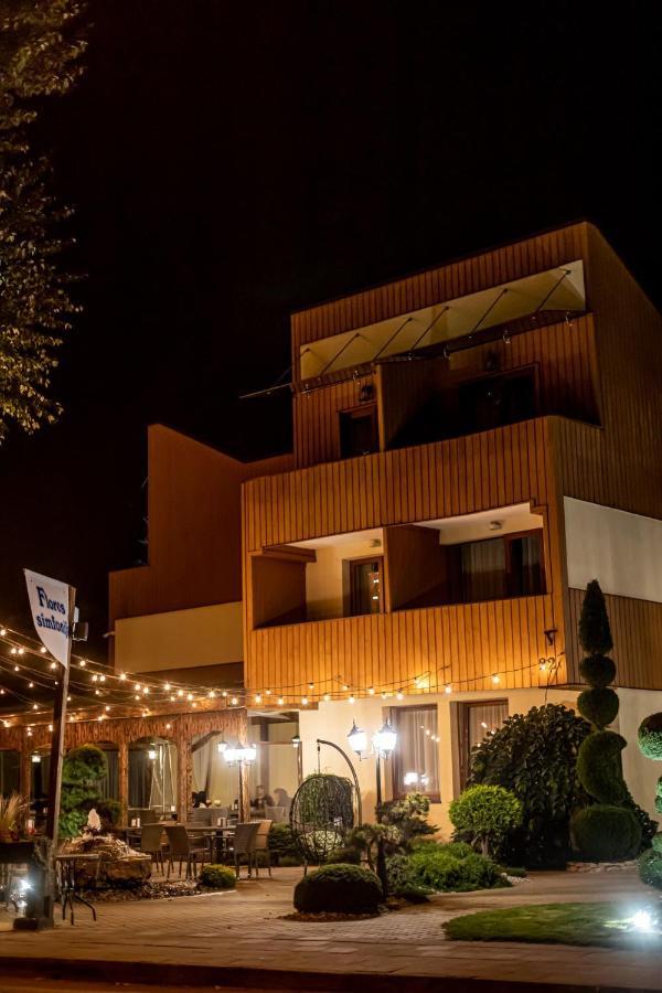 Hotel Floros Simfonija à Šventoji Extérieur photo